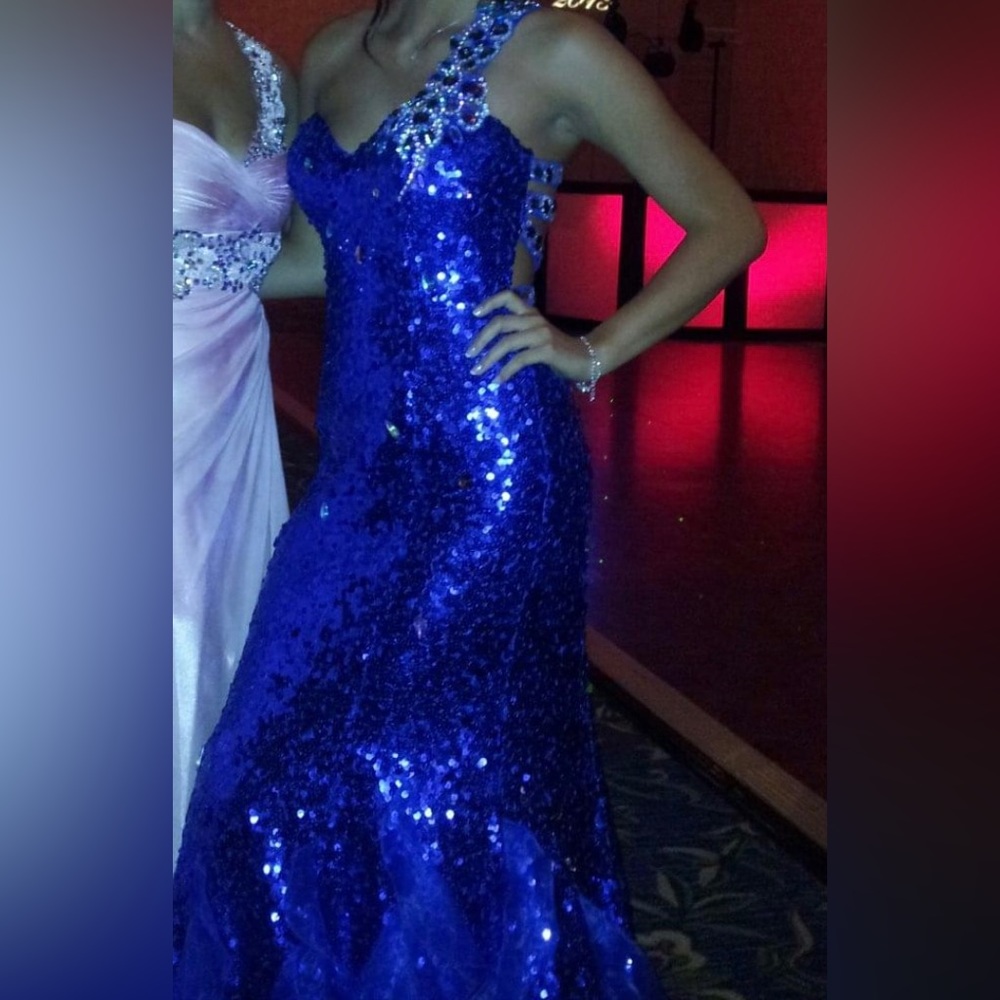 Royal blue sparkly mermaid style prom dress size 10 - Picture 2 of 2